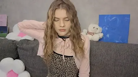 CarolinePepper webcam stripchat model stream image
