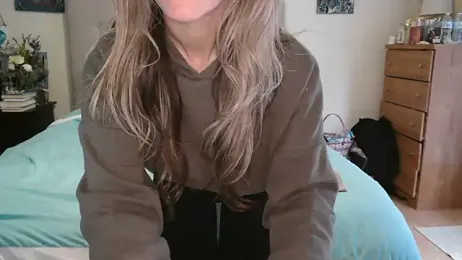 Heyitsmee33 webcam model stream image