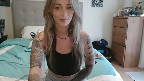 Heyitsmee33 webcam model stream image