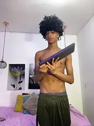 Violet_Dream2 webcam model stream image