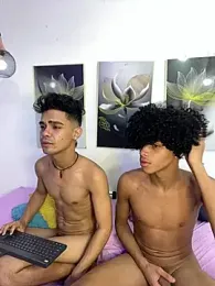 Violet_Dream2 webcam model stream image