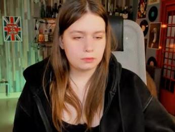 fioramarmoris webcam model stream image