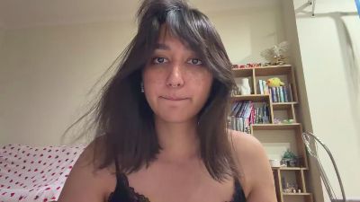 YingPopichak webcam cam4 model stream image