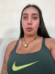 Hannahoff webcam model stream image