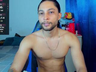 Odin Smitf webcam flirt4free model stream image