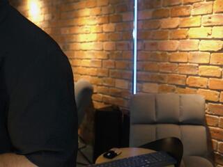 James Axel webcam model stream image