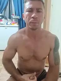RobertoLuiz84 webcam model stream image