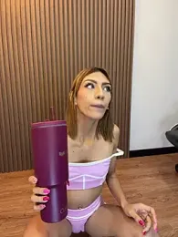 jenn_fit webcam stripchat model stream image