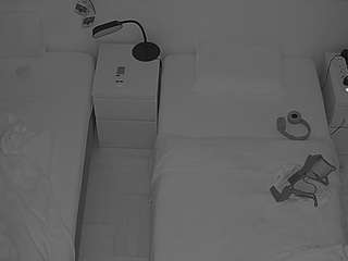 voyeurcam-julmodels-bed-7 webcam model stream image