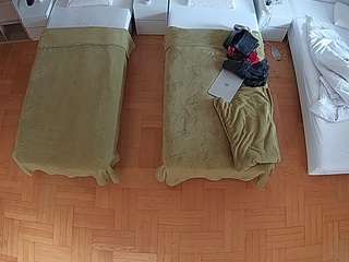 voyeurcam-julmodels-bed-7 webcam model stream image