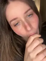 nerdynina webcam model stream image