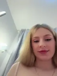 CaseyCumFace webcam model stream image