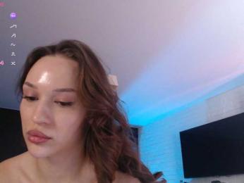 Jade-Lumin webcam model stream image