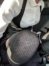 takusaki223 webcam model stream image