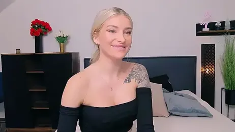 Lia_Benini webcam stripchat model stream image