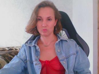 CristaQ webcam model stream image