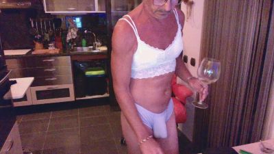 Sarito webcam model stream image