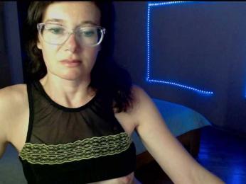 Viorica webcam bongacams model stream image
