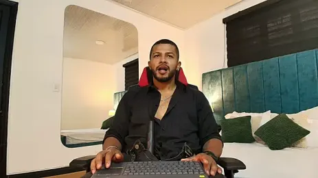 Bruno_Silva_ webcam model stream image