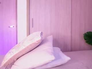 emilybell webcam model stream image