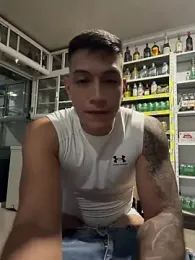 OliverWest04 webcam stripchat model stream image