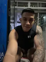 OliverWest04 webcam stripchat model stream image