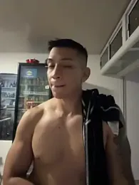 OliverWest04 webcam stripchat model stream image