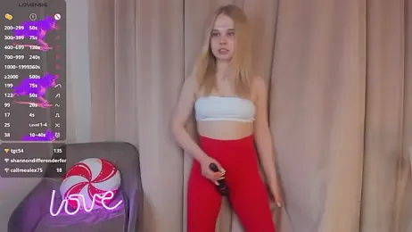 OdetteHarwick webcam stripchat model stream image