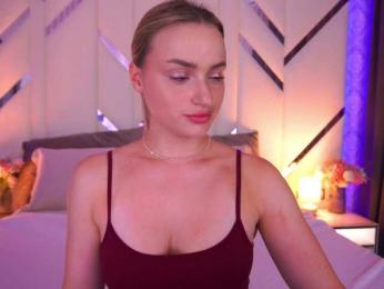 FloraGreys webcam model stream image