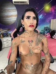 Nella_Dolls webcam stripchat model stream image