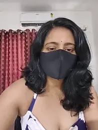 Cute-Maanvi webcam stripchat model stream image