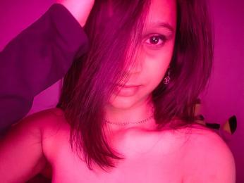 AmairaSingh webcam model stream image