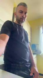 Giuliamo webcam cam4 model stream image