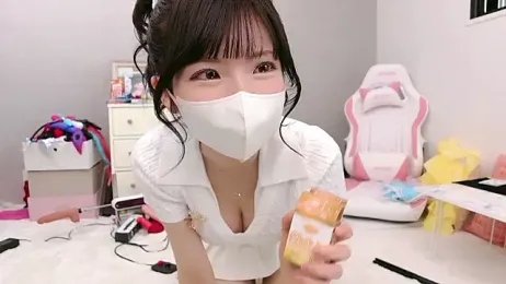 -minami- webcam model stream image