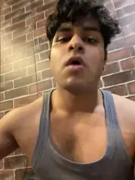 Vihaaanfucks webcam stripchat model stream image