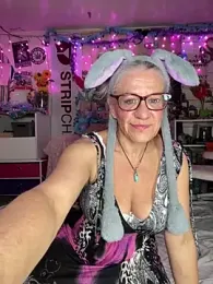 TrenaAnne webcam model stream image