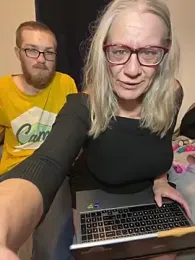 TrenaAnne webcam model stream image