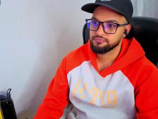 Amir Haidar webcam model stream image