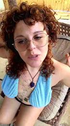 CheshieVibes webcam model stream image