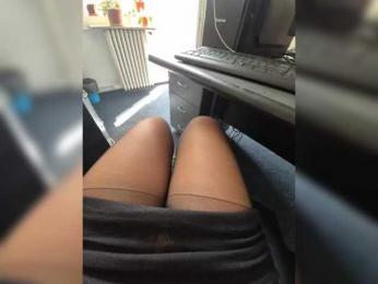 AmberLove12 webcam model stream image