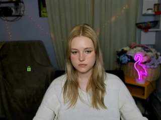 trixy-melison webcam camsoda model stream image