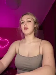 keeeessyyy webcam model stream image