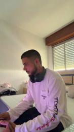 joel27 webcam model stream image