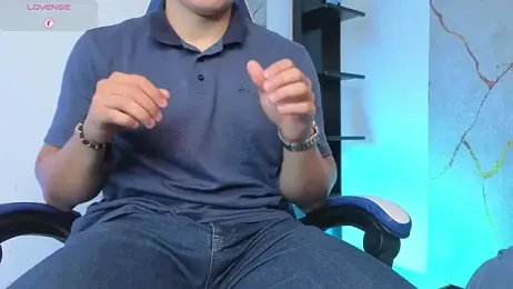 JamesCr_ webcam model stream image