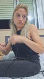 Velvetemptation webcam model stream image