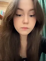 Peachy_Dream webcam model stream image