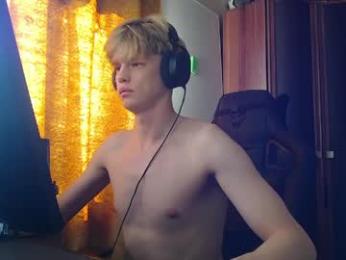 shyredstar webcam chaturbate model stream image