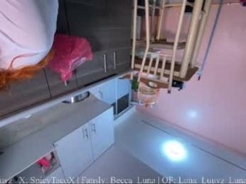 luna_luuvz webcam model stream image