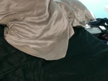 prxscillia_tx webcam model stream image