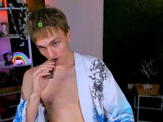 john-lik webcam camsoda model stream image